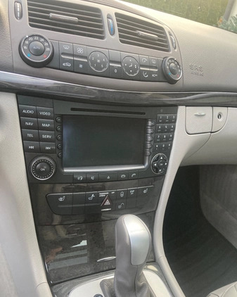 Mercedes-Benz Klasa E cena 38900 przebieg: 260000, rok produkcji 2003 z Lubaczów małe 254
